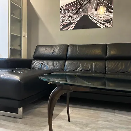 Frente Al Guggenheim. Urbanizacion De Lujo En El Centro Apartment Bilbao